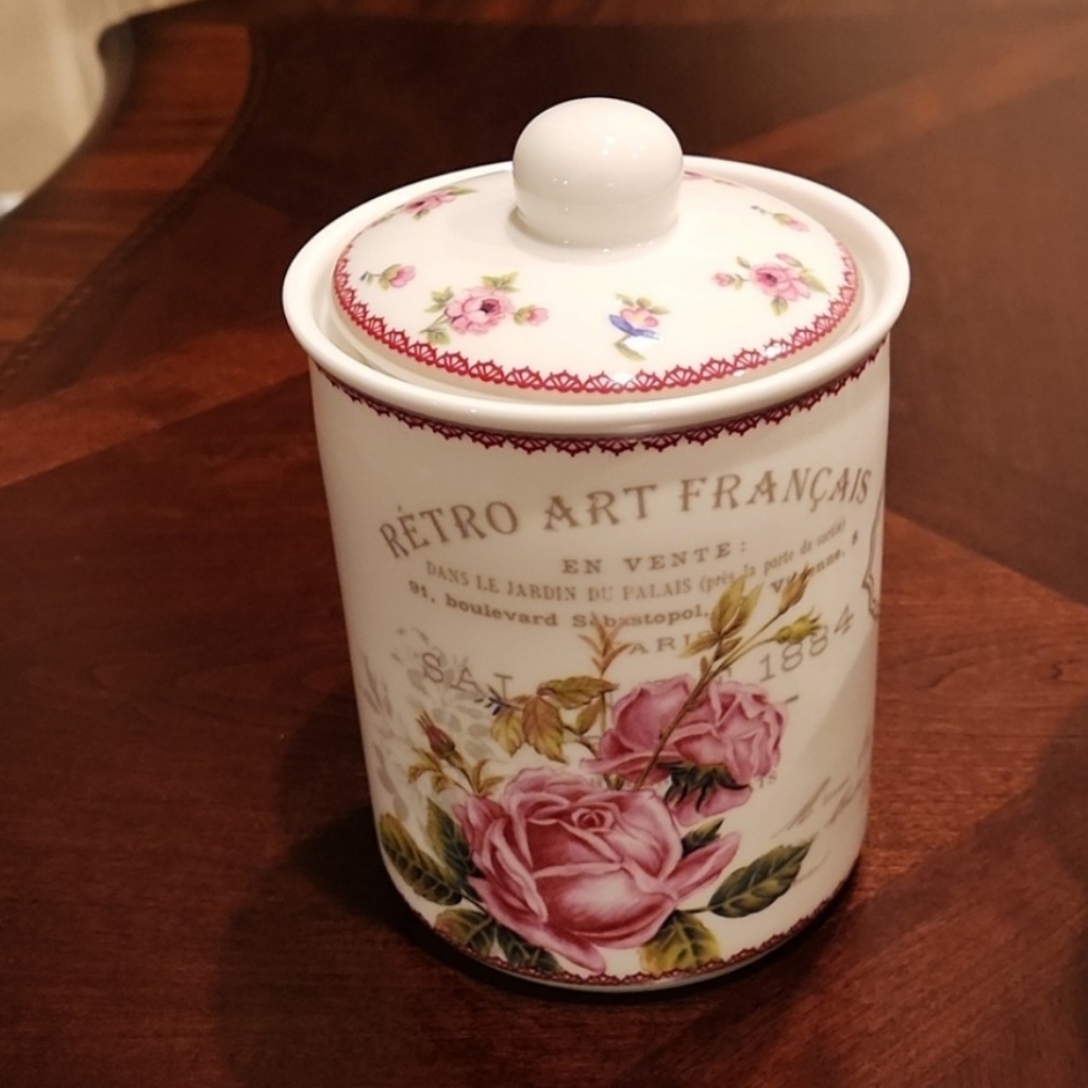 Grace's Teaware - Picture 2 of 6